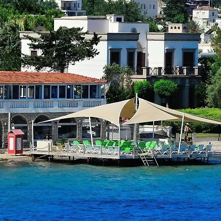 Yalim Hotel *