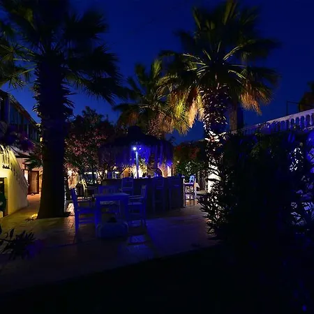 Yalim Hotel