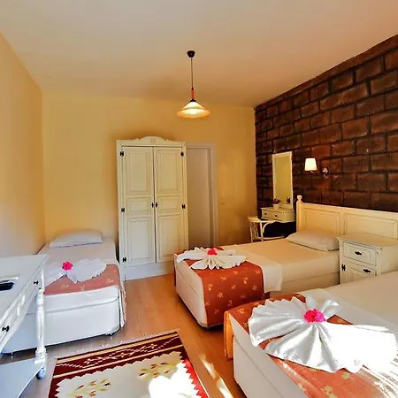 Hotel Yalim *